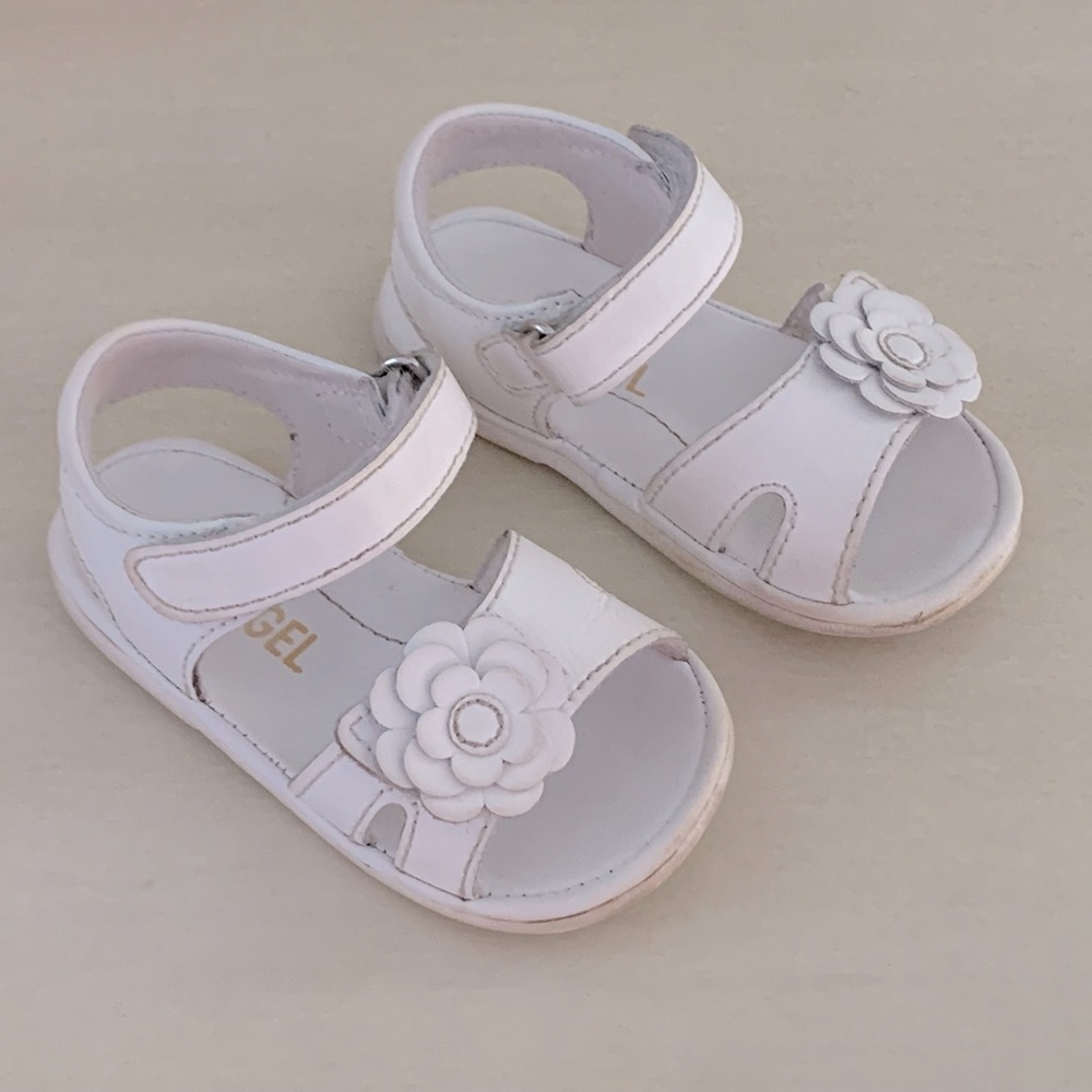 Angel by L’Amour White Leather Mila Flower Cutout Sandal Baby Girl Shoes Size 3